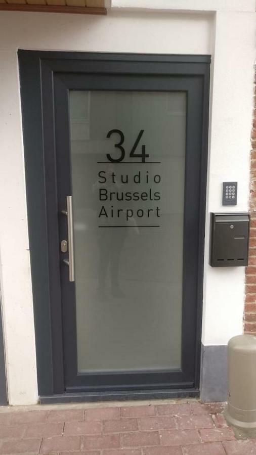 Studio Brussels - Central Zaventem Luaran gambar
