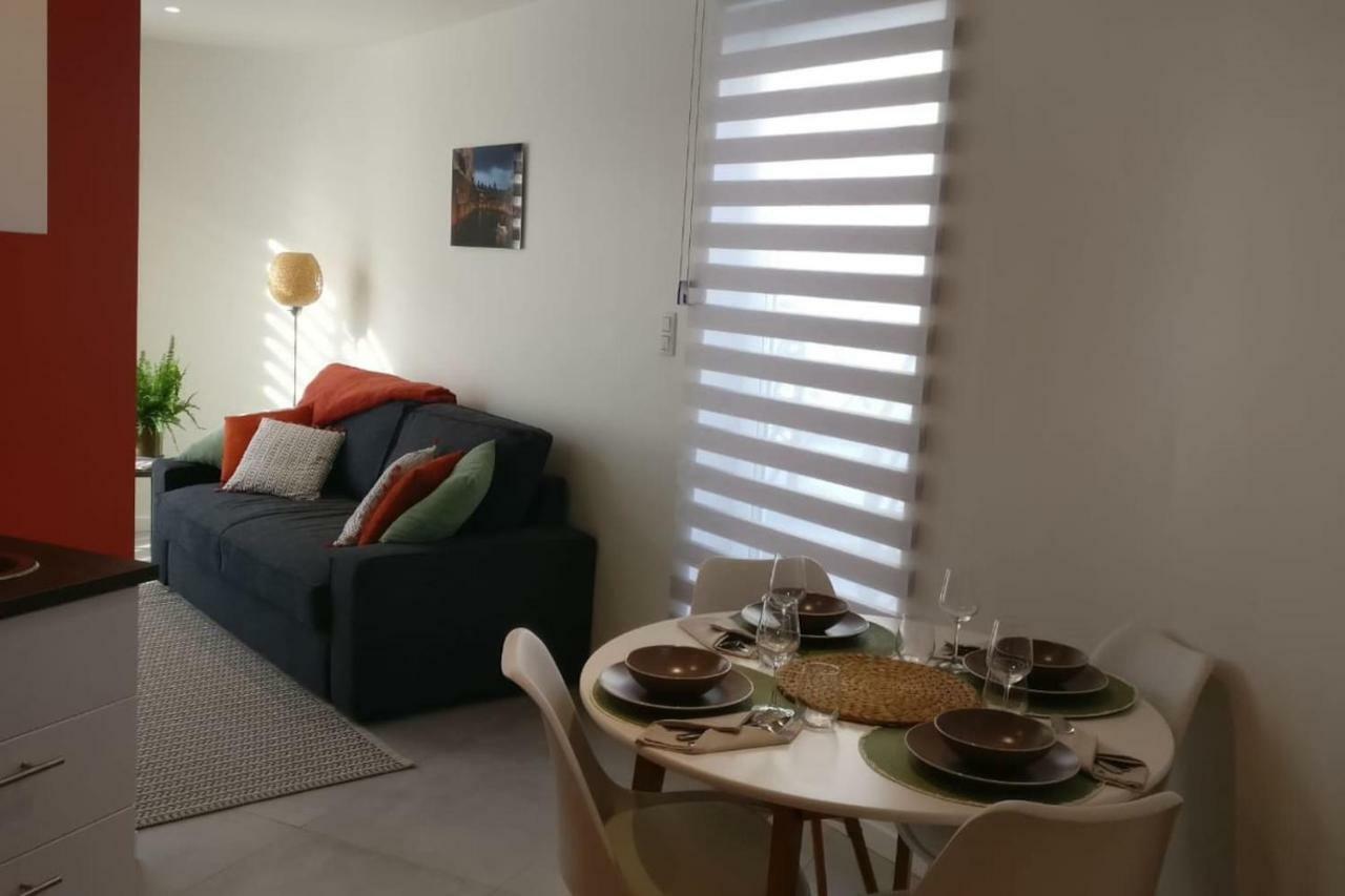Studio Brussels - Central Zaventem Luaran gambar